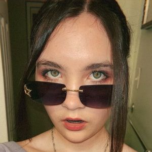 Meet your Posher, Jc